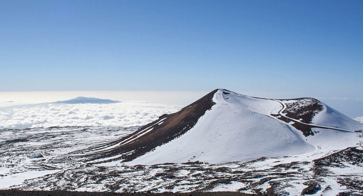 Mauna Kea está entre os lugares mais estranhos do mundo para esquiar