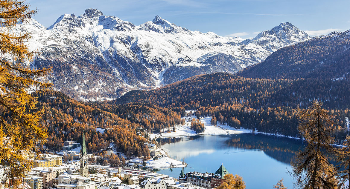 Vista de St. Moritz, cidade na Suíça