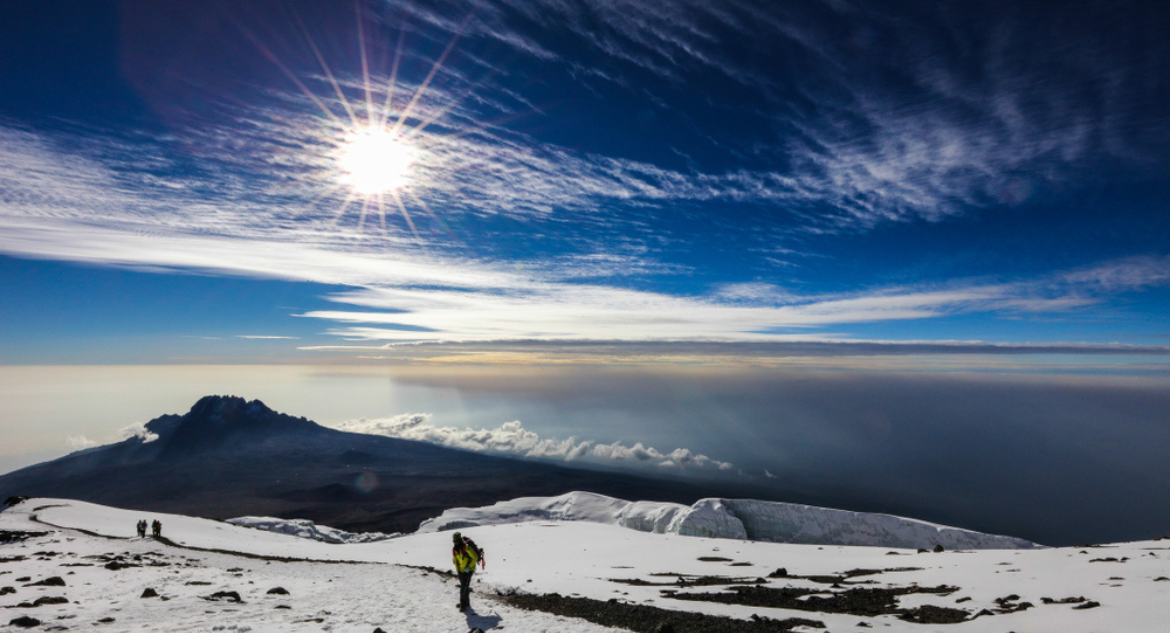 Neve na África monte Kilimanjaro