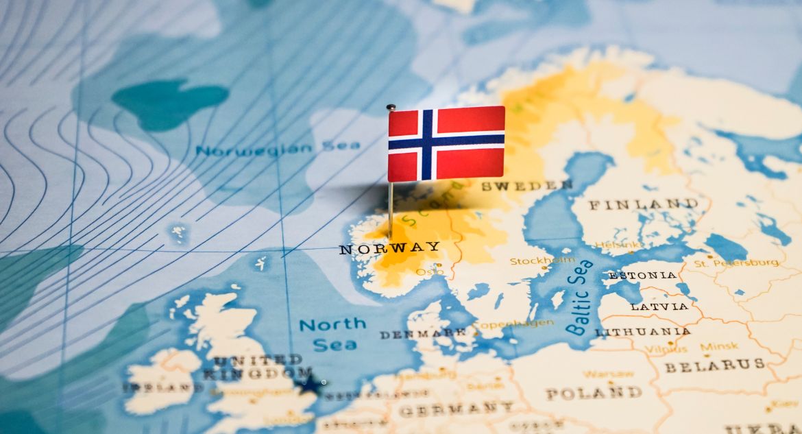 Bandeira da Noruega no mapa