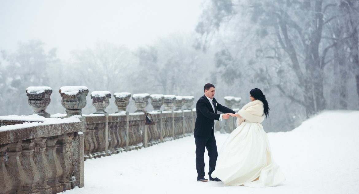 dança de casamento na neve